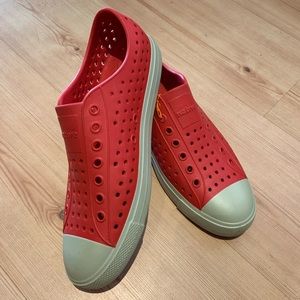 ✨ Native rubber shoes ✨